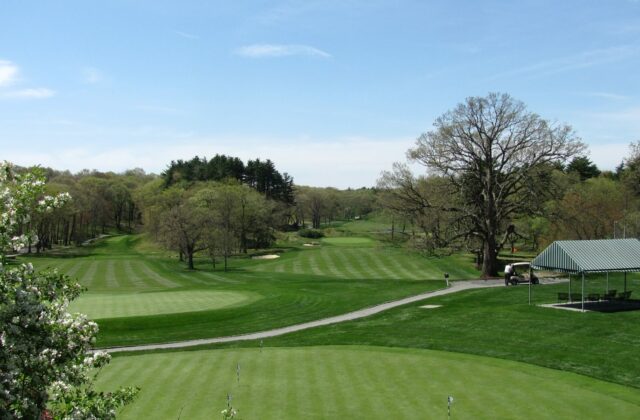 Brae Burn Country Club