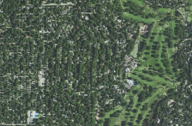 Kansas City Country Club from the air. Aerial imagery USGS, domaine public.