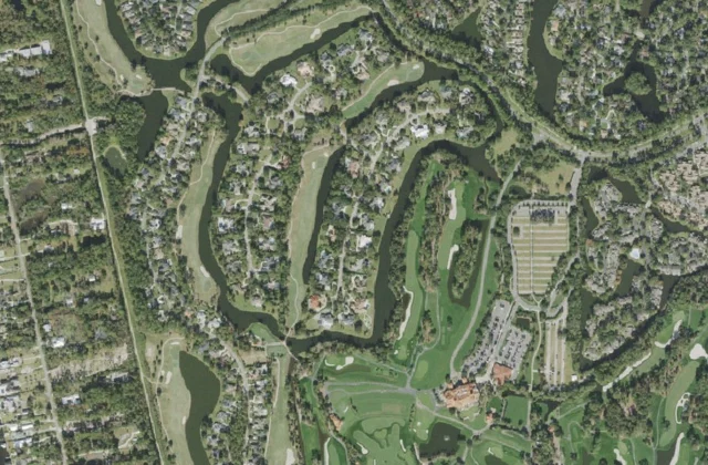 TPC Sawgrass from the air. Aerial imagery USGS, domaine public.